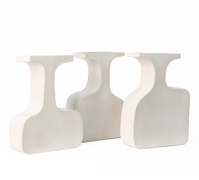 Organica Plateau vessels in textured white stoneware, grouped, J Schatz