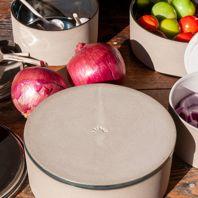 Utilità Bowls Undercover in Platinum, lidded stoneware bowls, J Schatz