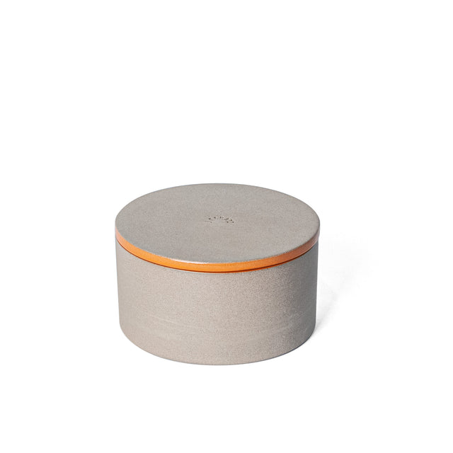 Small Fire Orange Utilità Bowl Undercover with lid on, glazed stoneware, J Schatz